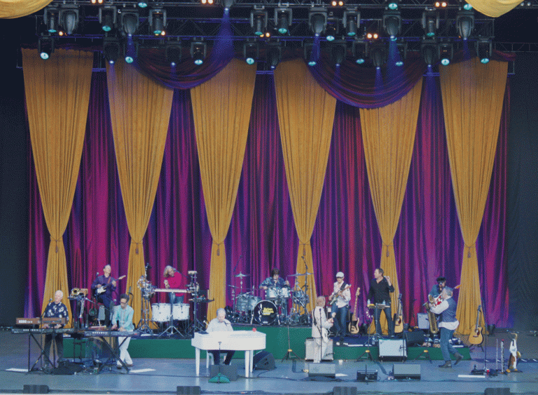 Brian Wilson Takes Santa Barbara to the Beach