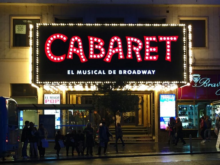 “Cabaret:”  An Entertaining and Timely Return to Musical Theater