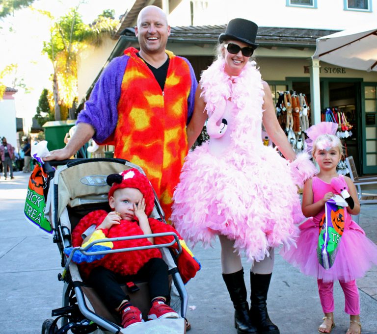 The Pumpkin-Feeding Tradition at American Zoos