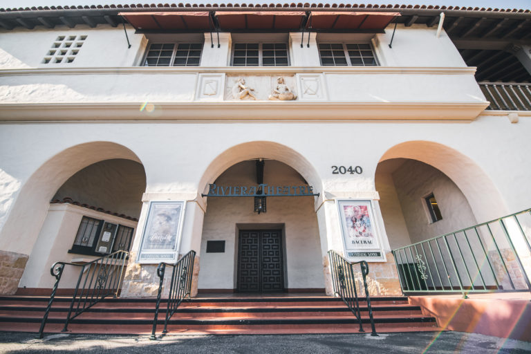 “The Whistlers” Doesn’t Blow, But it Doesn’t Shine Either