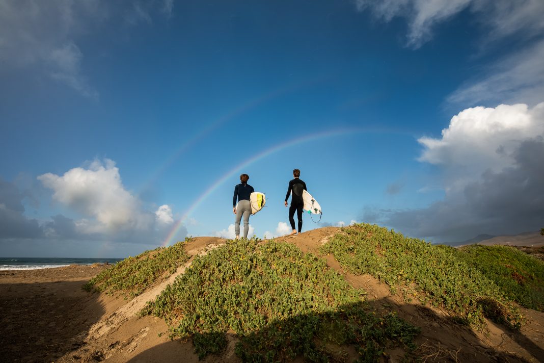 In Photos Epic Swell Provides Endless Run to Kick Off Winter Quarter