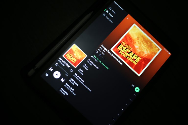 Fun and Warm: Reviewing “Escape From the Sweet Auburn”