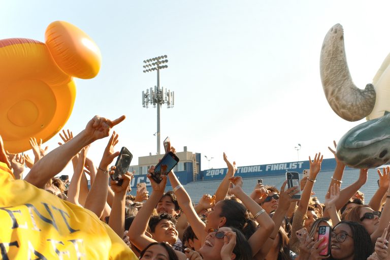 In Photos: Extravaganza