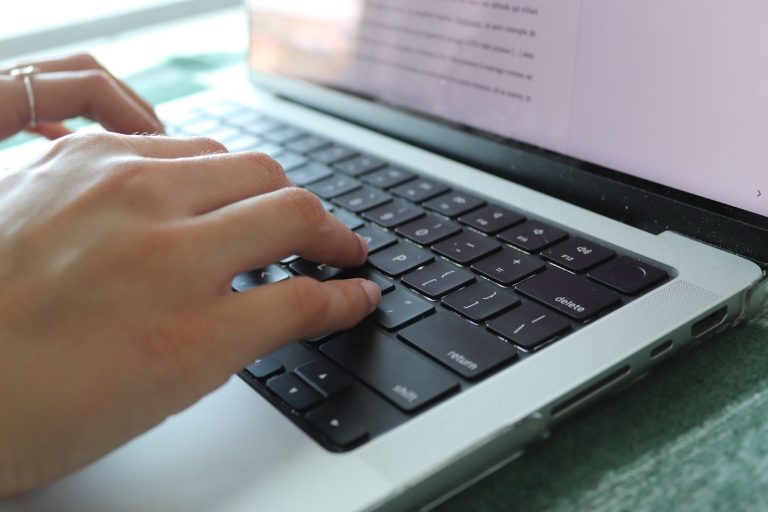 Laptops Do Not Belong In the Classroom